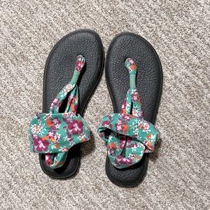 Sanuk Sandals